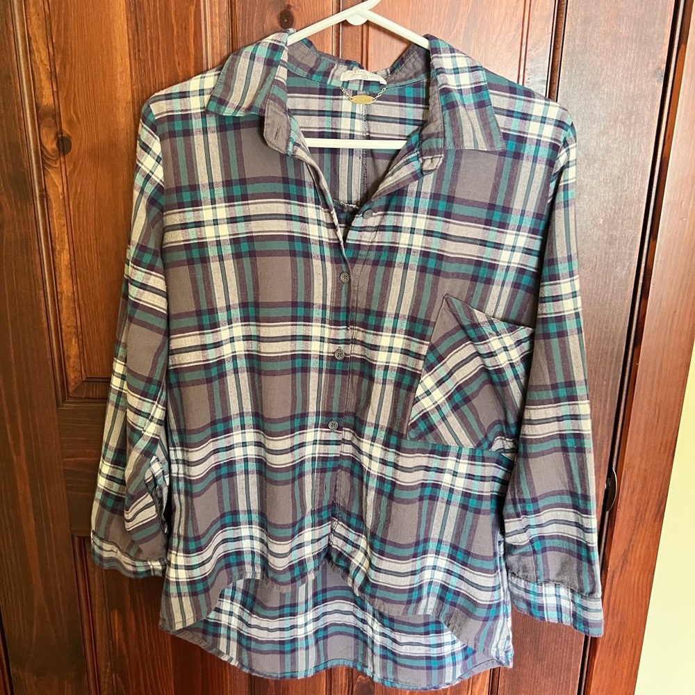 Plaid button shirt, very soft and comfy